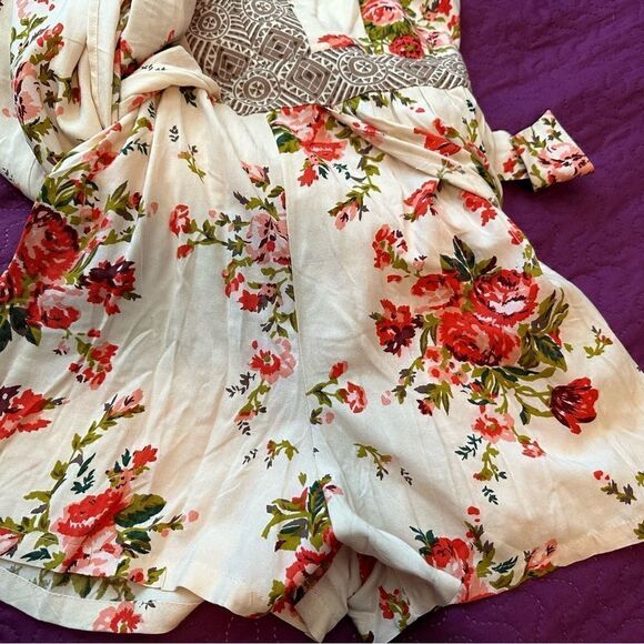 High low ( maxi length ) romper shirts set ! Super cute - new with tags- roses - Picture 7 of 10